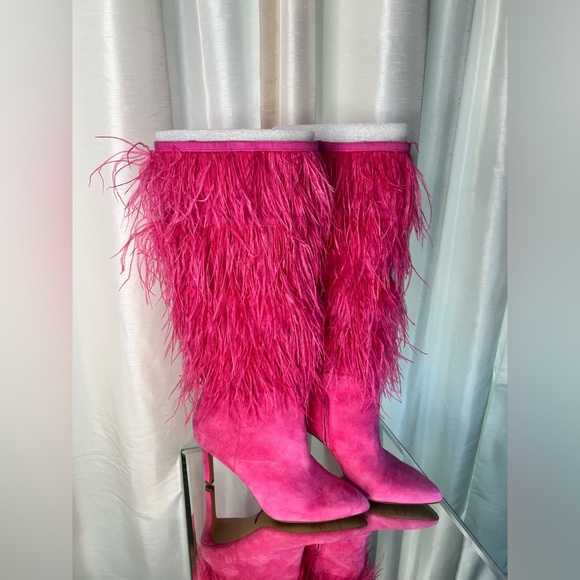 Gianni Bini size 8 hot pink feathered pointed boots - Picture 2 of 4